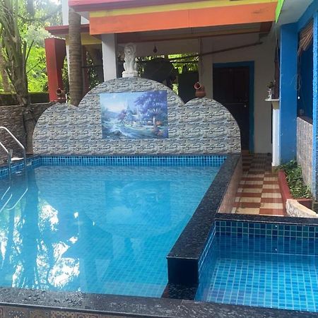 Calangute Beach Side Hotel Εξωτερικό φωτογραφία