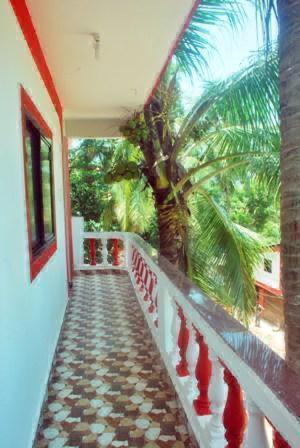 Calangute Beach Side Hotel Εξωτερικό φωτογραφία